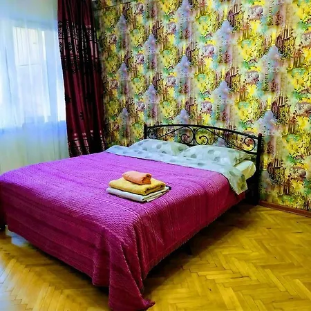Apartment ул вышгородская на площади шевченко - Vyshgorodska Street *