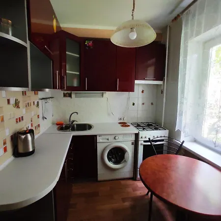 ул вышгородская на площади шевченко - Vyshgorodska Street Apartment *
